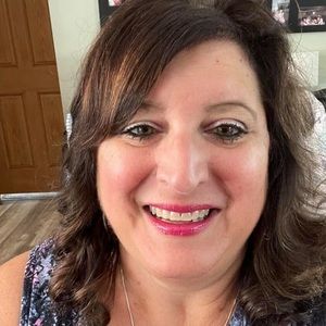 Meet your Posher, Renee